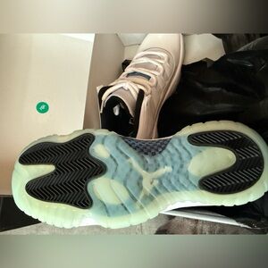Jordan Kids Sneakers in White and Light Blue
